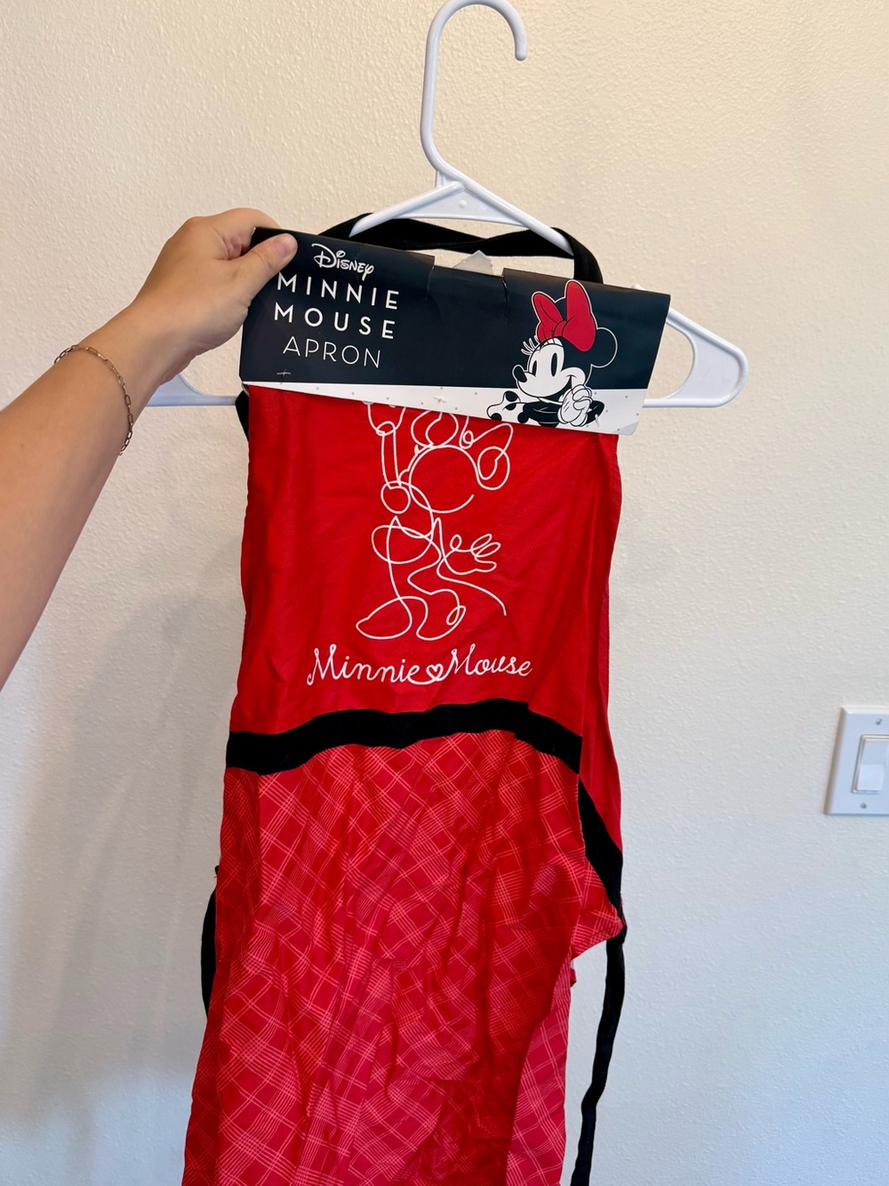 Disney Minnie Mouse Red and Black Kitchen Apron